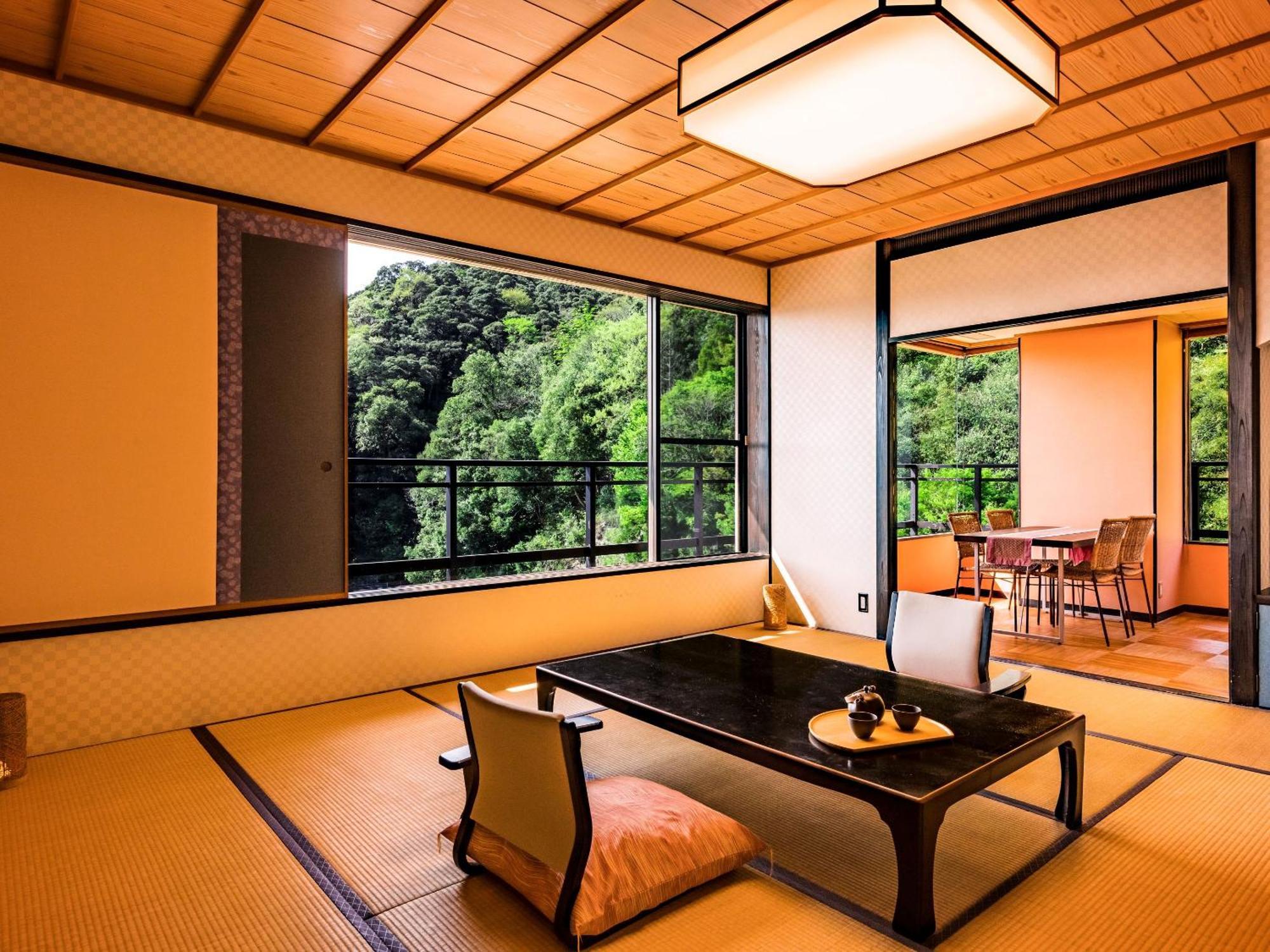 Ooedo Onsen Monogatari Premium Saiki Bekkan Misasa Pokoj fotografie