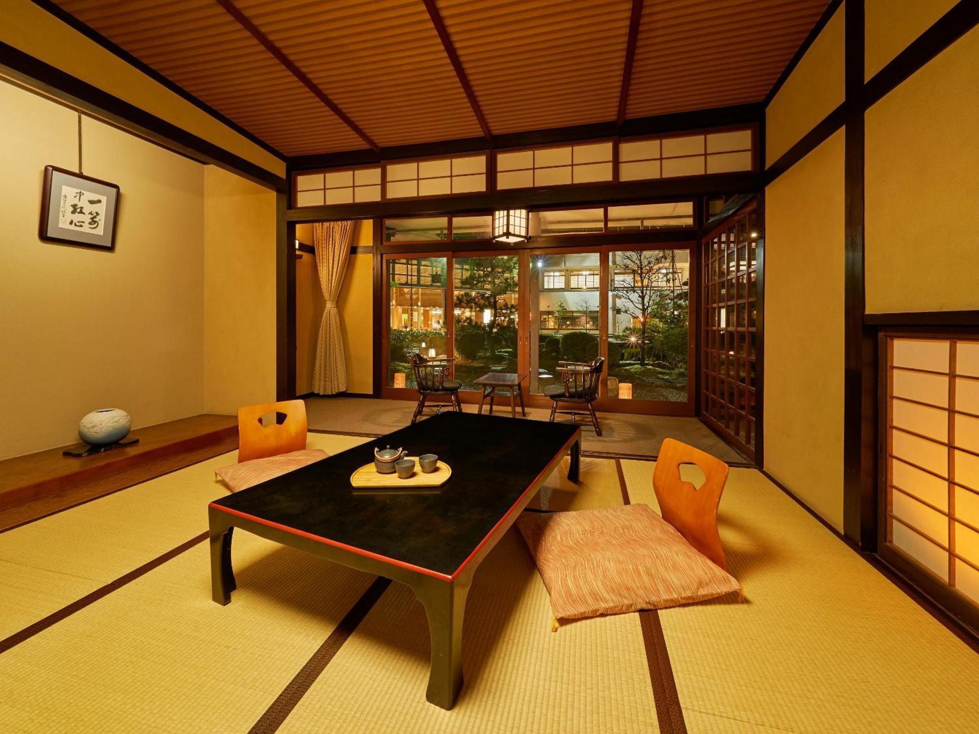 Ooedo Onsen Monogatari Premium Saiki Bekkan Misasa Exteriér fotografie