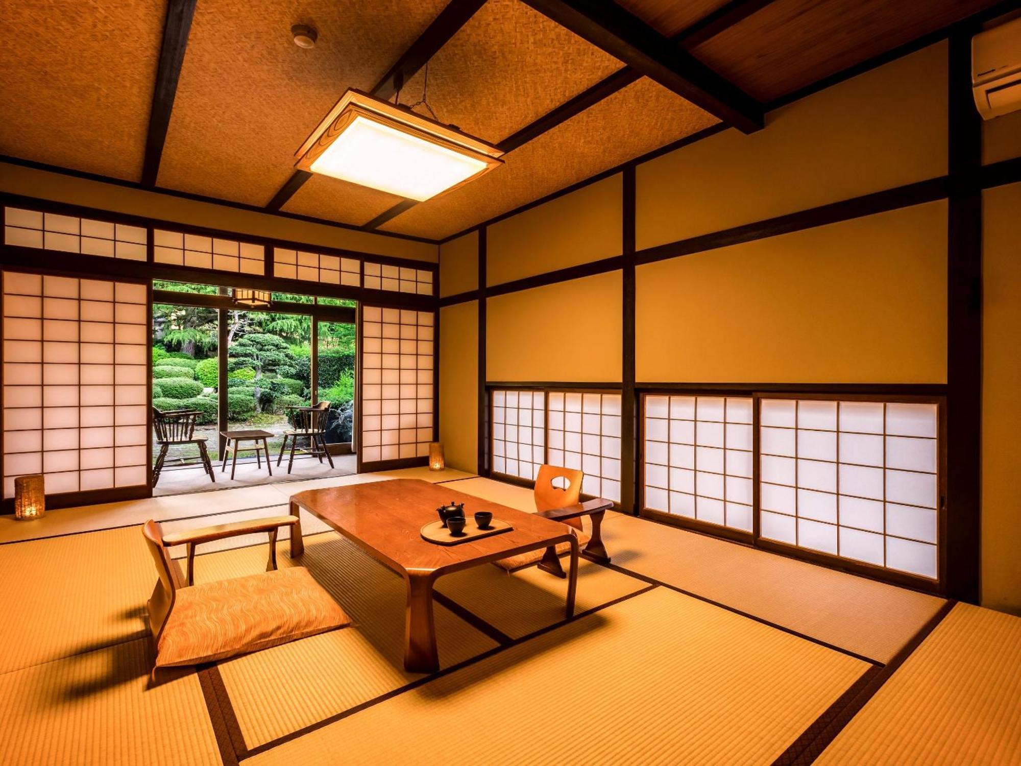 Ooedo Onsen Monogatari Premium Saiki Bekkan Misasa Pokoj fotografie