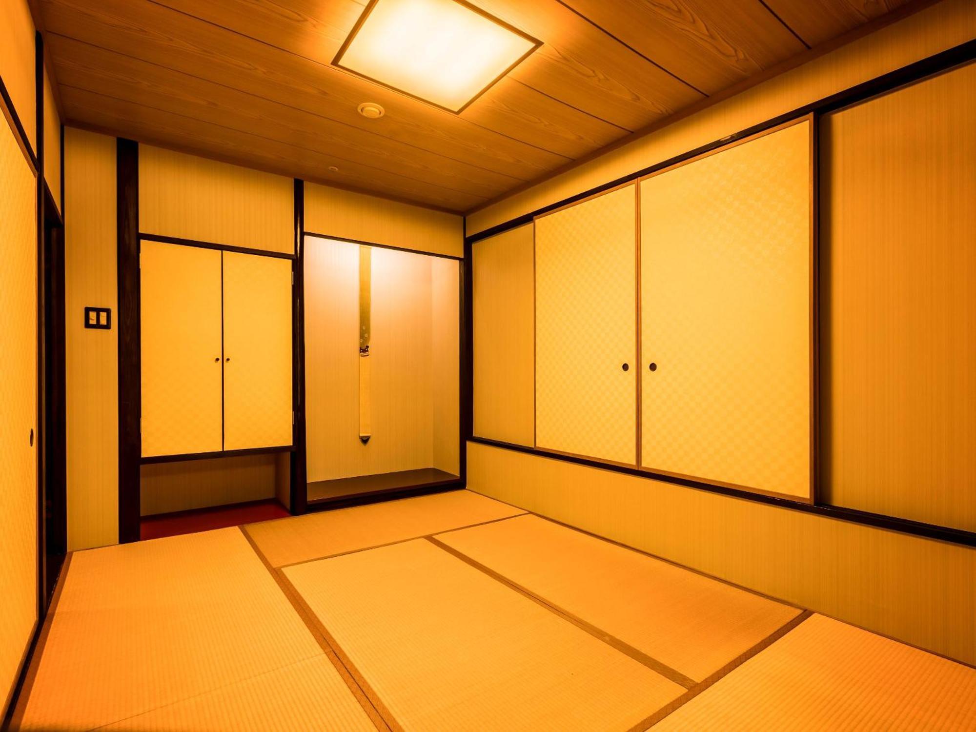 Ooedo Onsen Monogatari Premium Saiki Bekkan Misasa Pokoj fotografie