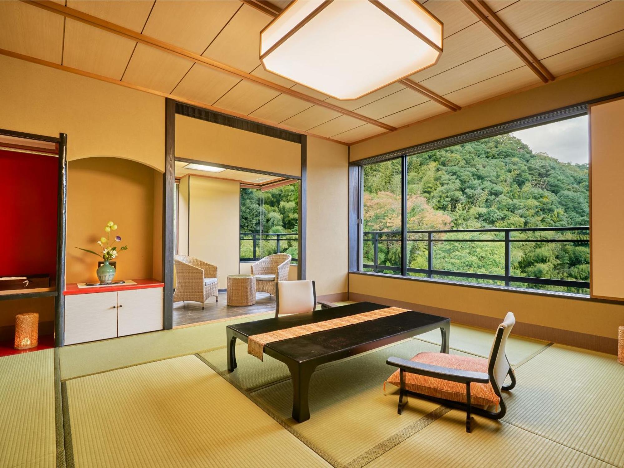 Ooedo Onsen Monogatari Premium Saiki Bekkan Misasa Pokoj fotografie